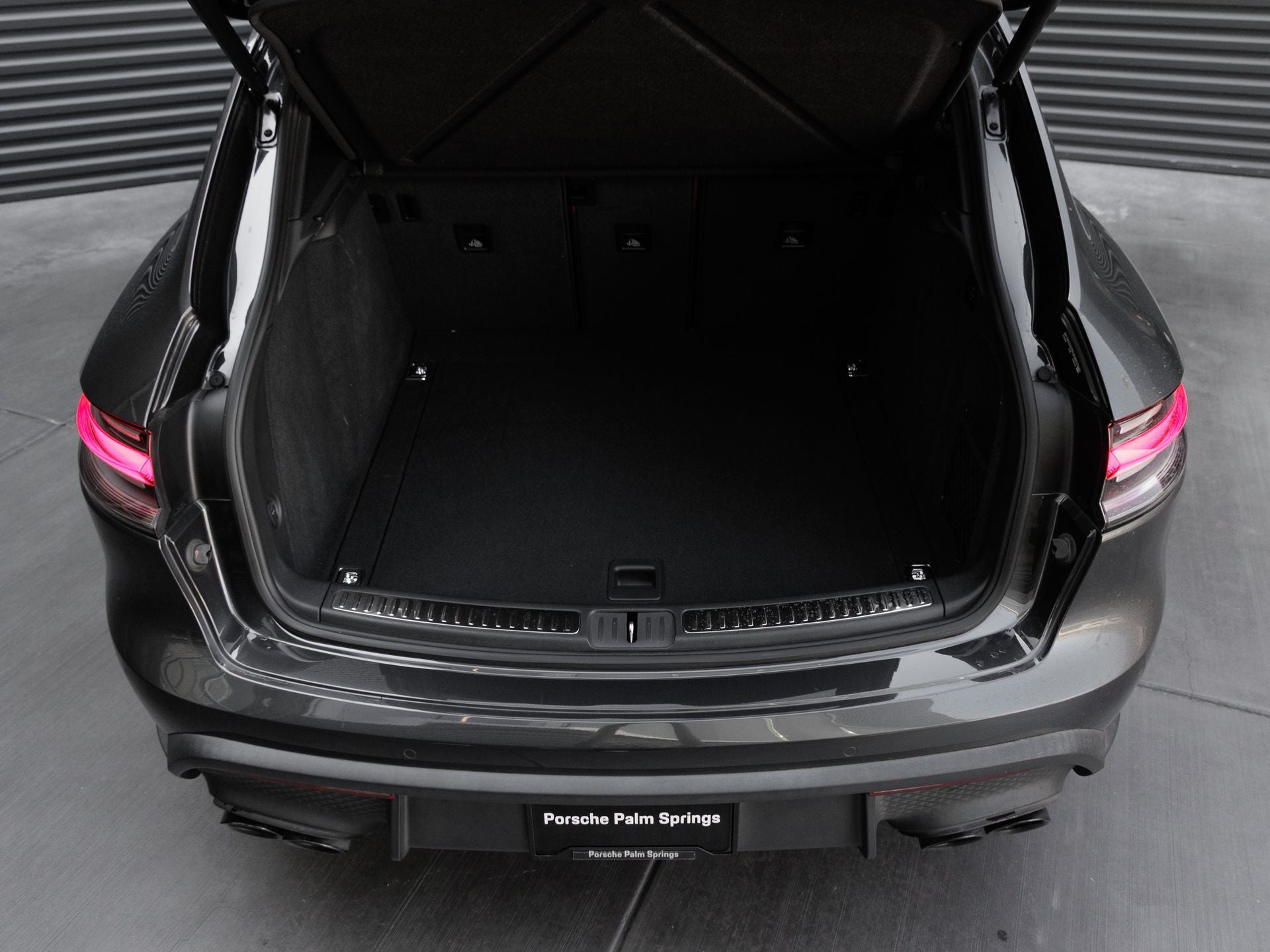 2023 Porsche Macan Macan S