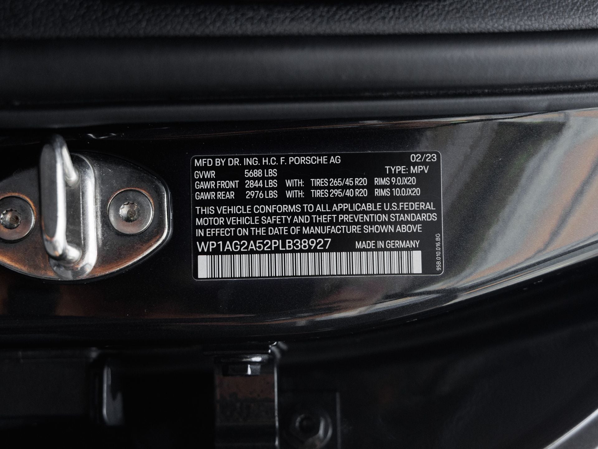 2023 Porsche Macan Macan S