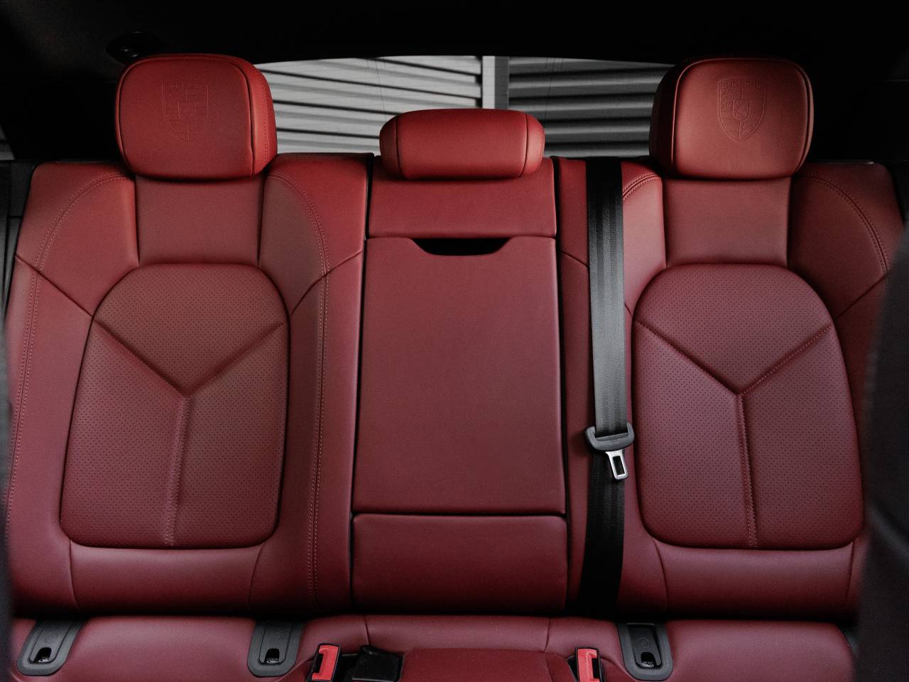 2023 Porsche Macan Macan S