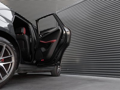 2023 Porsche Macan Macan S