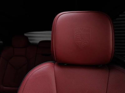 2023 Porsche Macan Macan S
