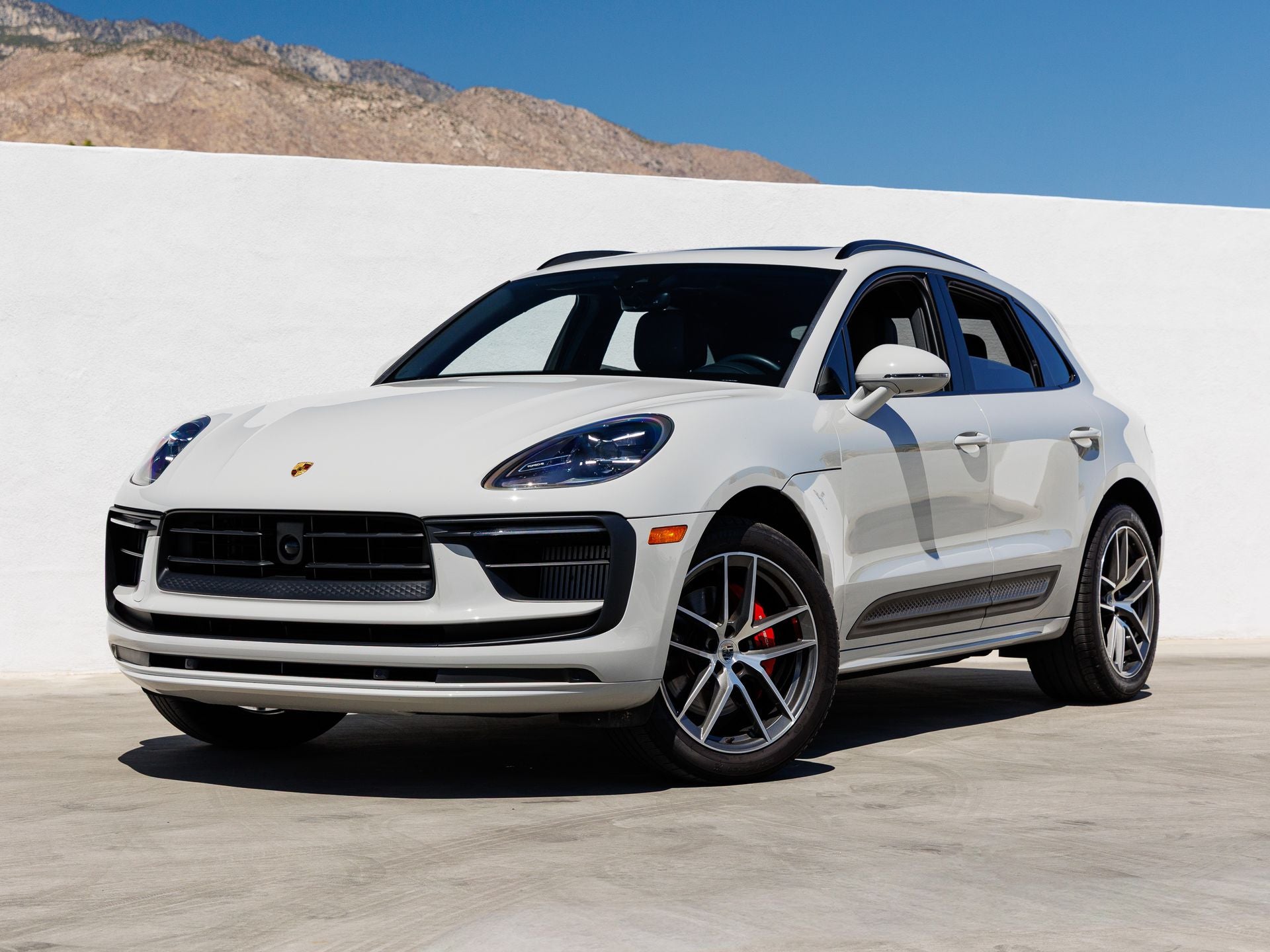 2024 Porsche Macan S