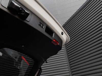 2024 Porsche Macan S