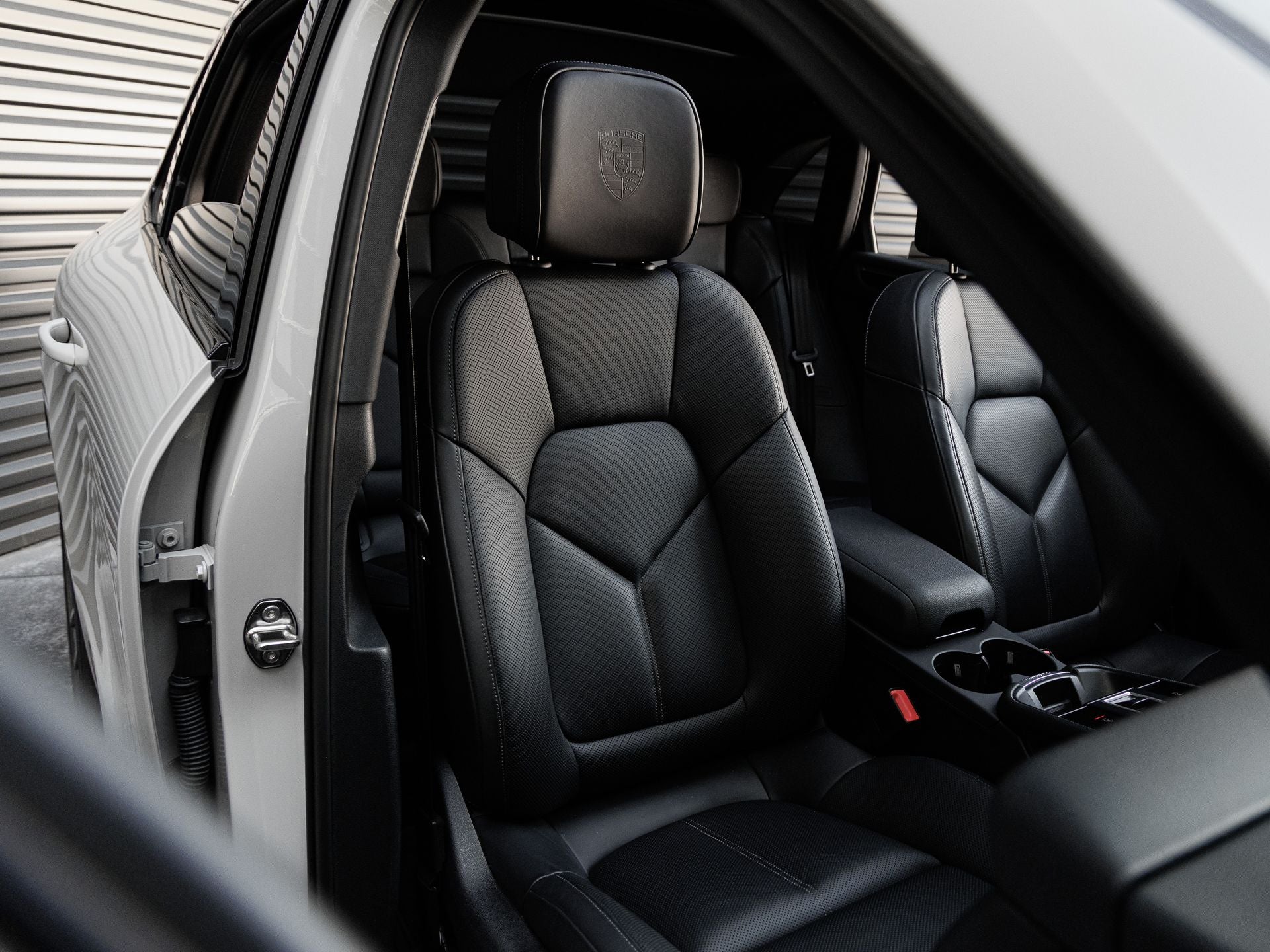 2024 Porsche Macan S