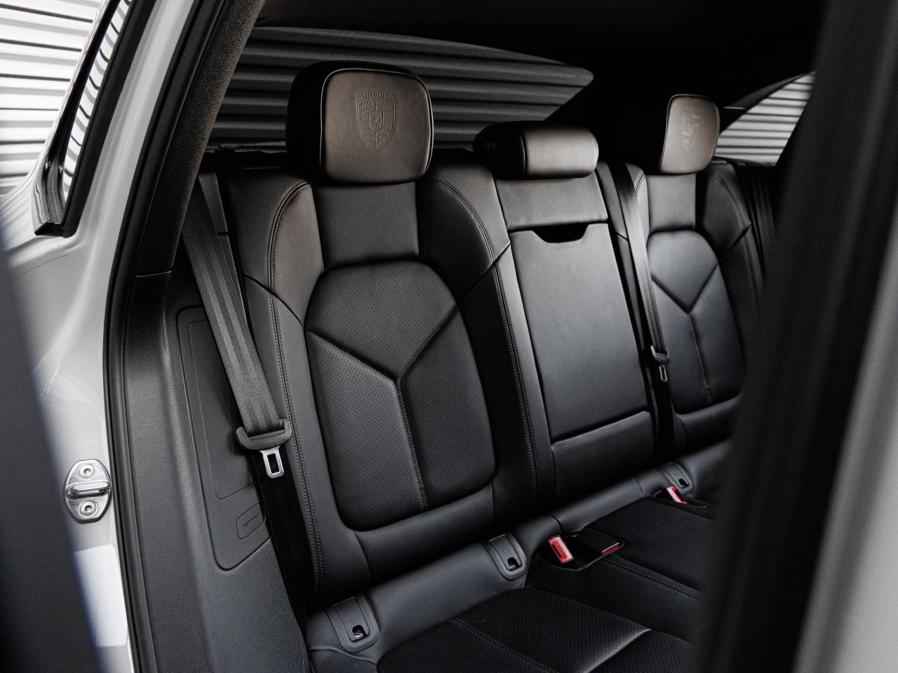 2024 Porsche Macan S