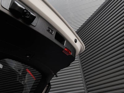 2024 Porsche Macan S
