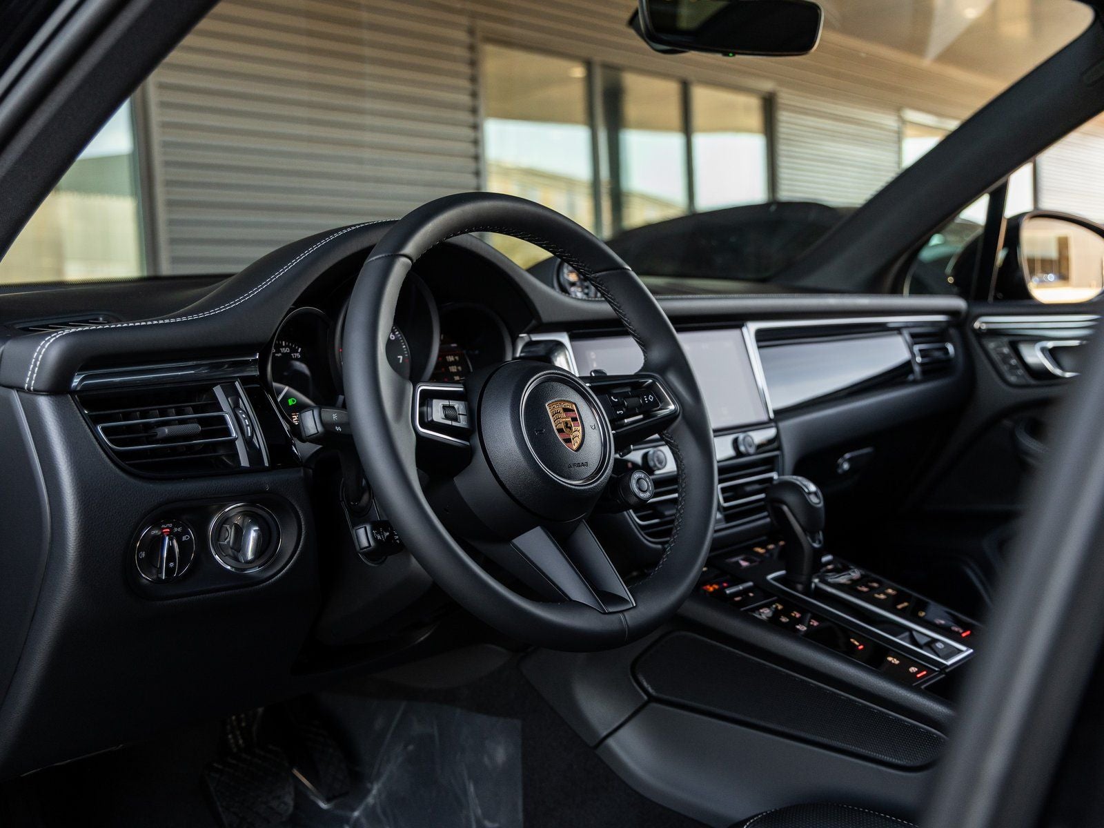 2026 Porsche Macan S