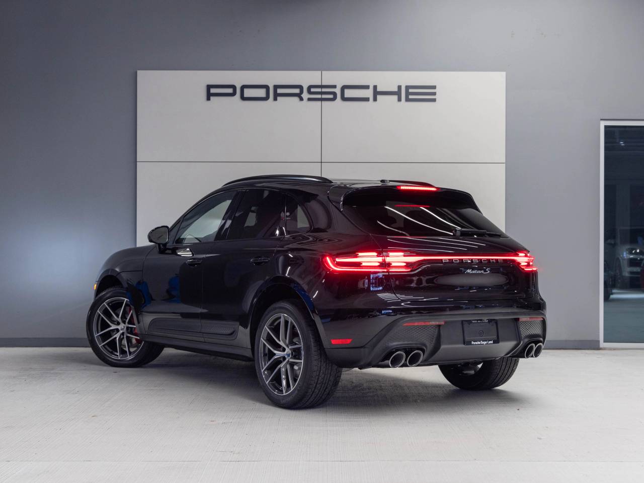 2026 Porsche Macan Macan S