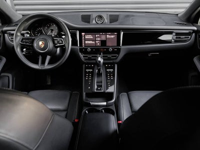 2023 Porsche Macan Macan S (MY23)