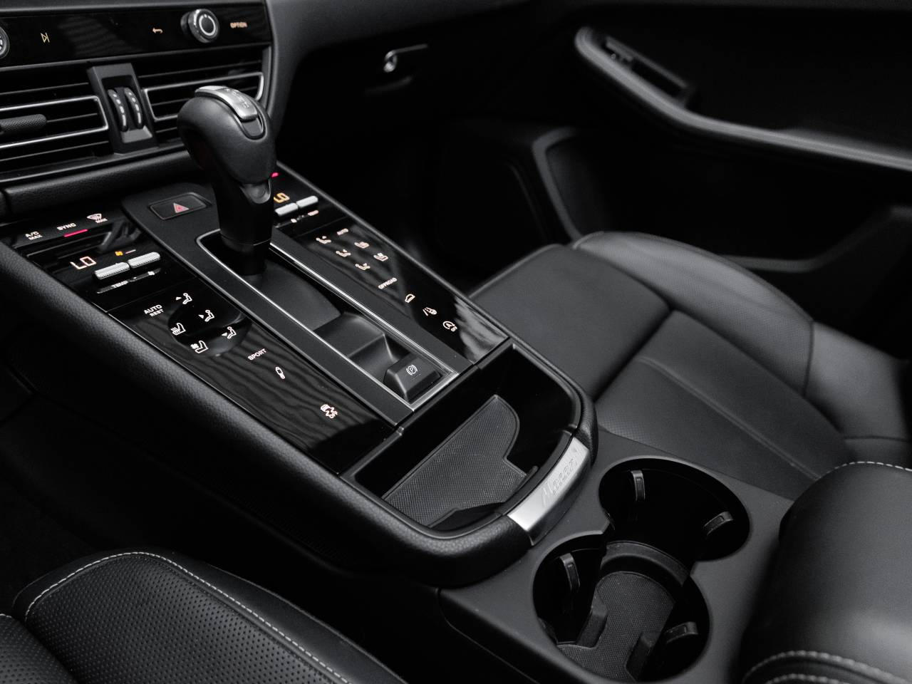 2023 Porsche Macan Macan S (MY23)