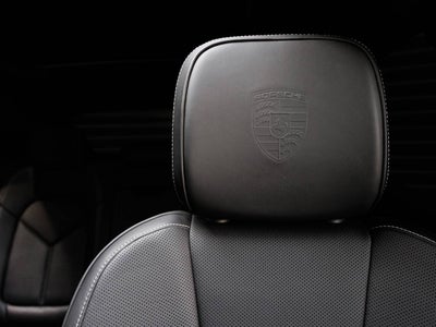 2023 Porsche Macan Macan S (MY23)