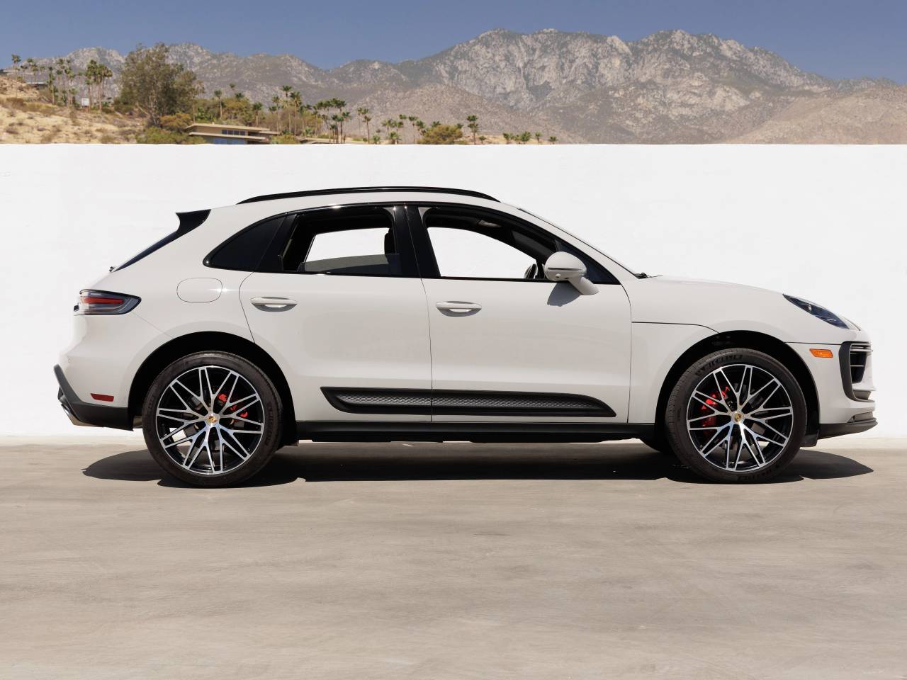 2023 Porsche Macan Macan S (MY23)