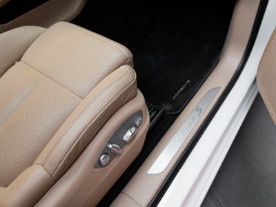 2022 Porsche Macan Macan S