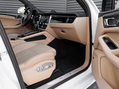 2022 Porsche Macan Macan S