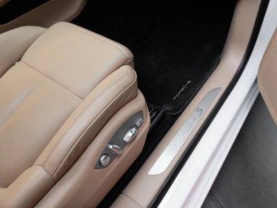 2022 Porsche Macan Macan S