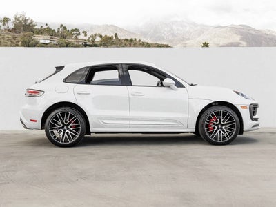 2022 Porsche Macan Macan S