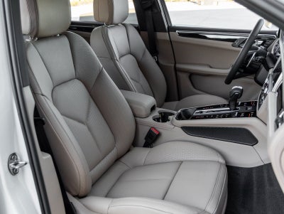 2026 Porsche Macan Macan S