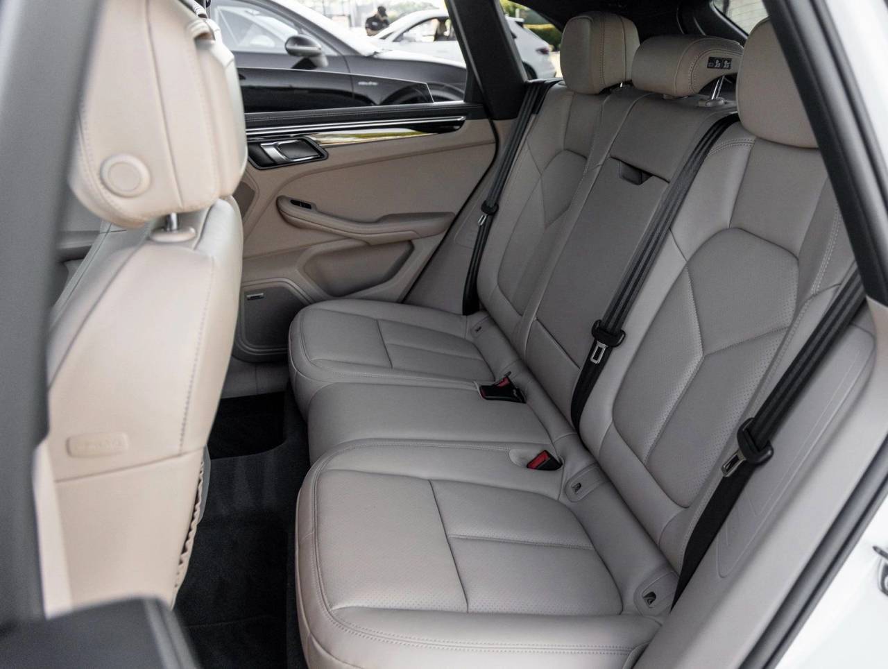 2026 Porsche Macan Macan S