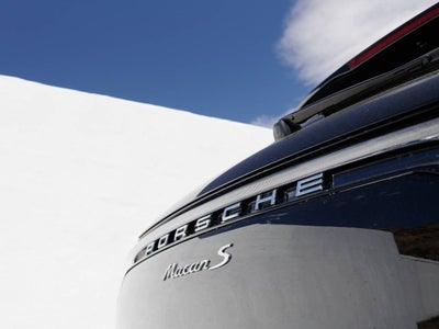 2025 Porsche Macan S