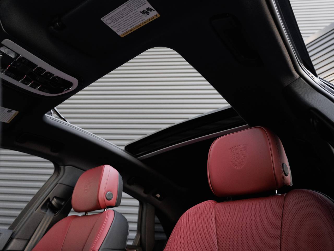 2025 Porsche Macan S