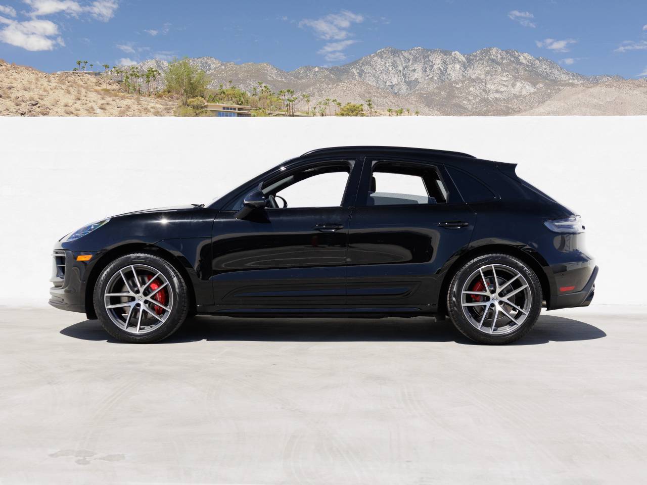 2025 Porsche Macan S