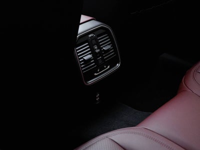 2025 Porsche Macan S