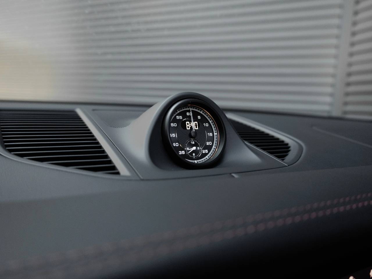 2025 Porsche Macan S