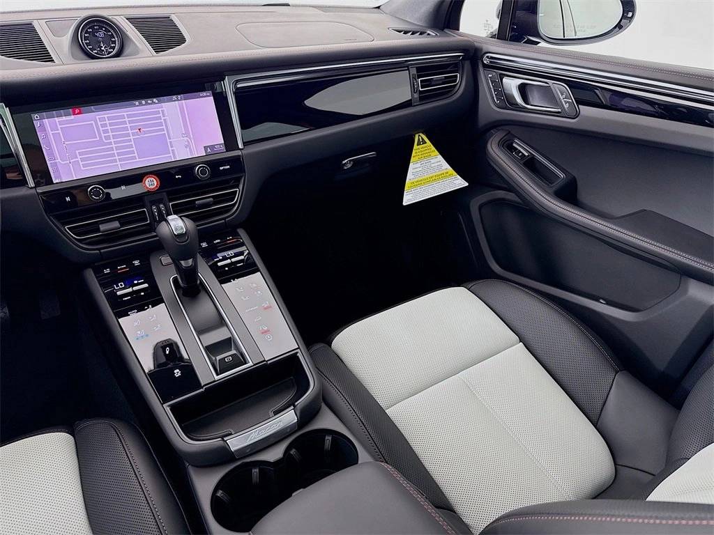 2026 Porsche Macan Macan S