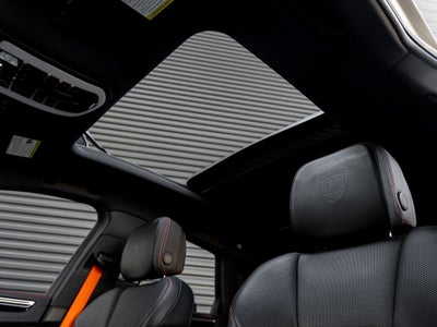 2023 Porsche Macan Macan S (MY23)