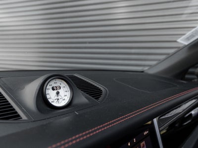 2023 Porsche Macan Macan S (MY23)