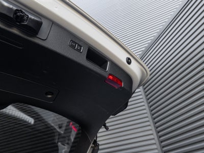 2023 Porsche Macan Macan S (MY23)