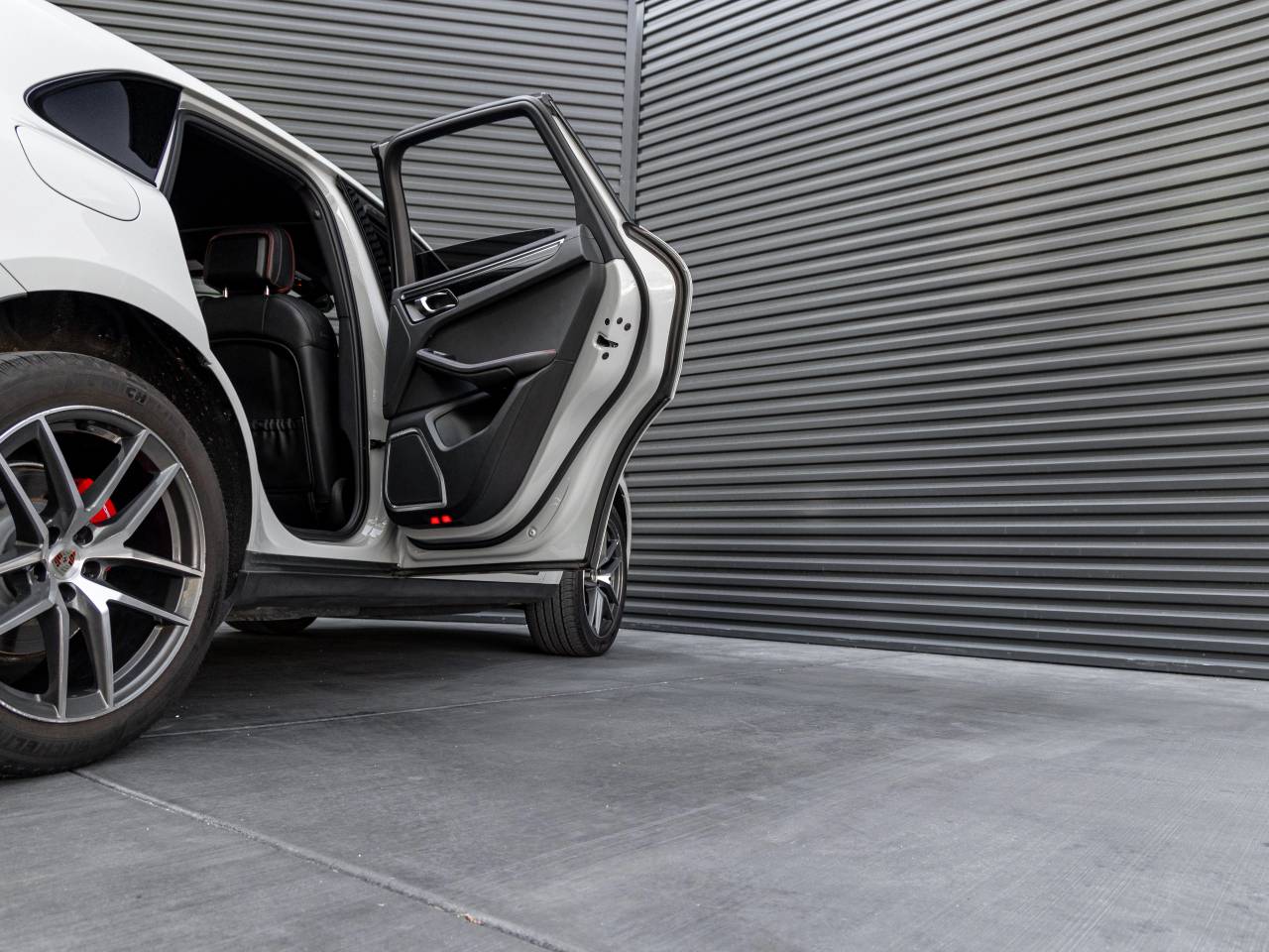 2023 Porsche Macan Macan S (MY23)