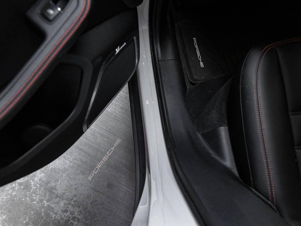 2023 Porsche Macan Macan S (MY23)