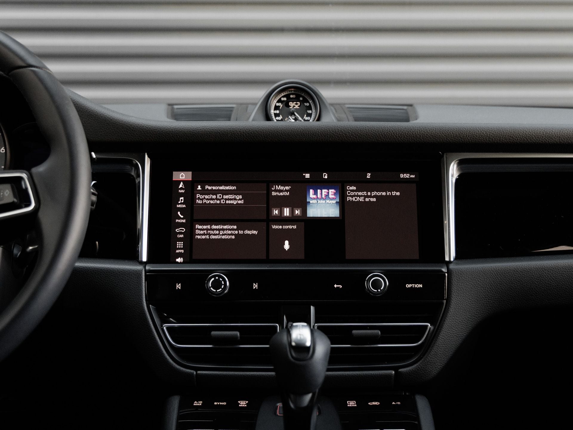 2025 Porsche Macan Macan S