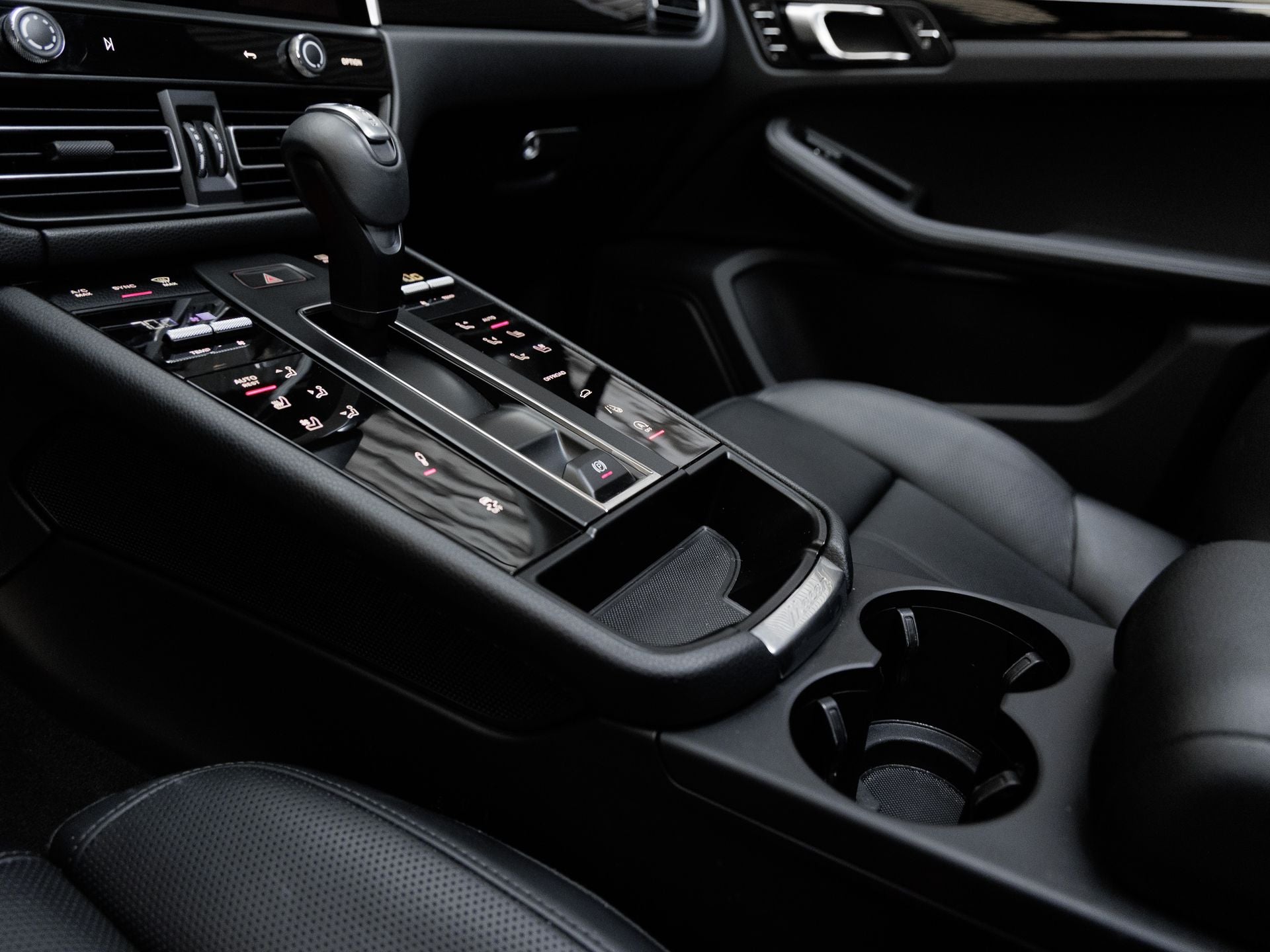 2025 Porsche Macan Macan S