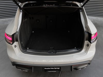 2025 Porsche Macan Macan S