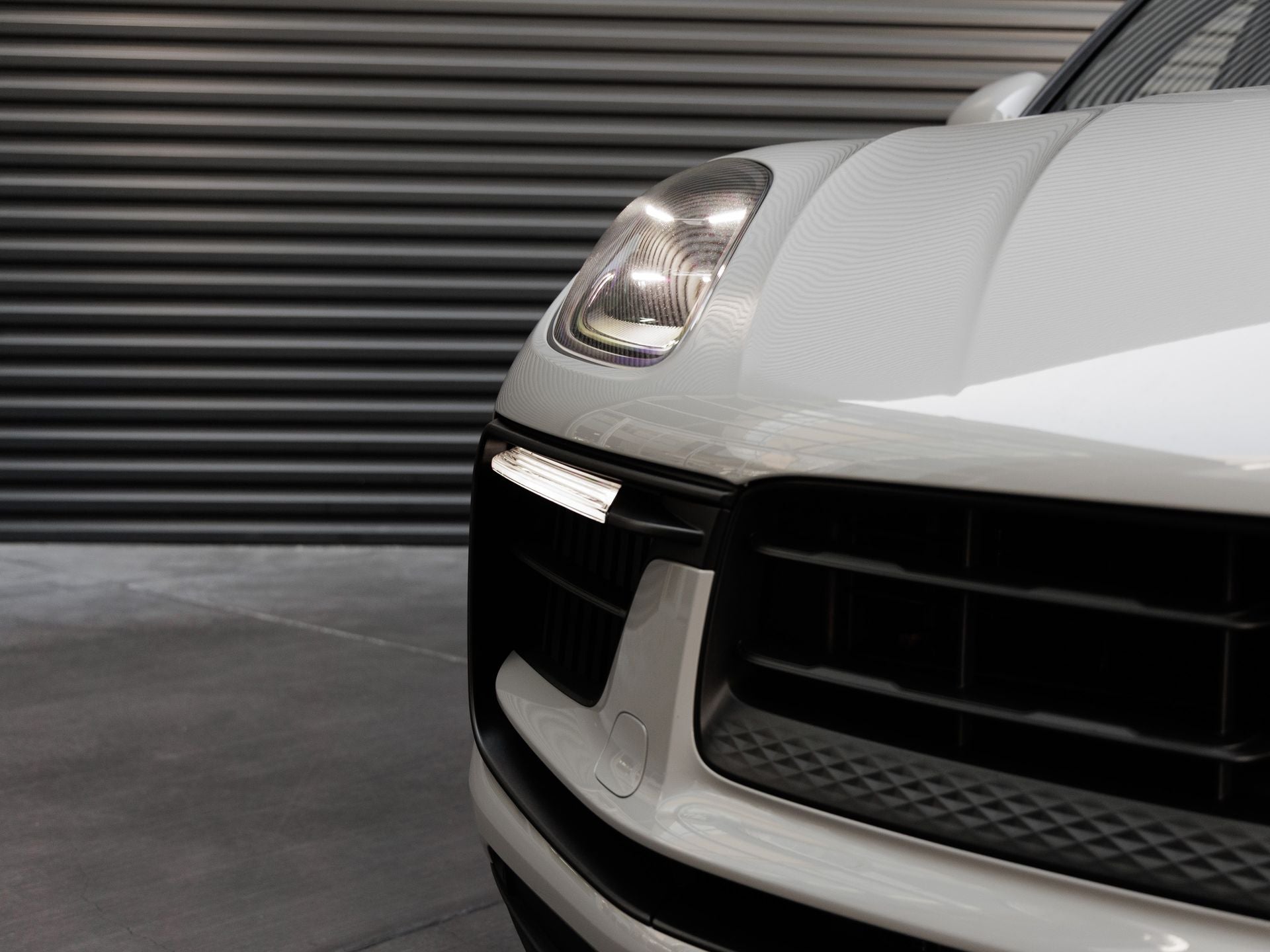 2025 Porsche Macan Macan S