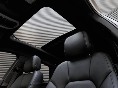 2025 Porsche Macan Macan S