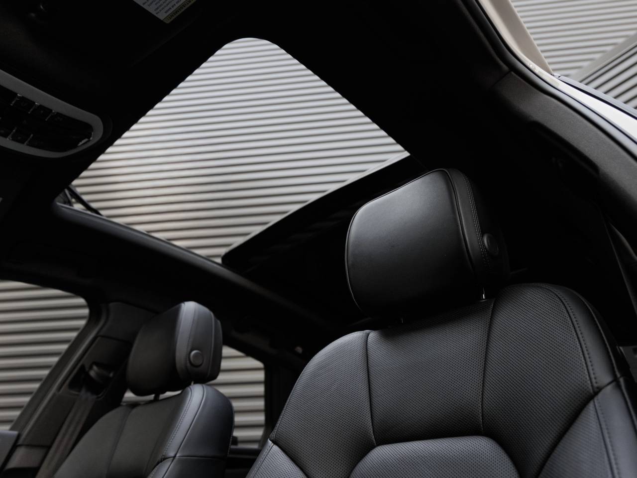 2025 Porsche Macan Macan S
