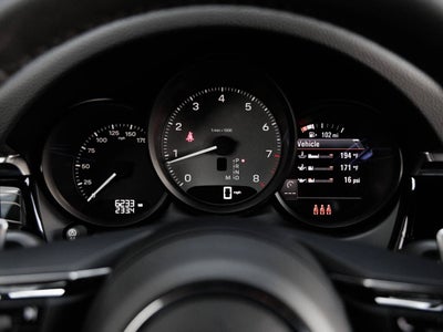 2025 Porsche Macan Macan S