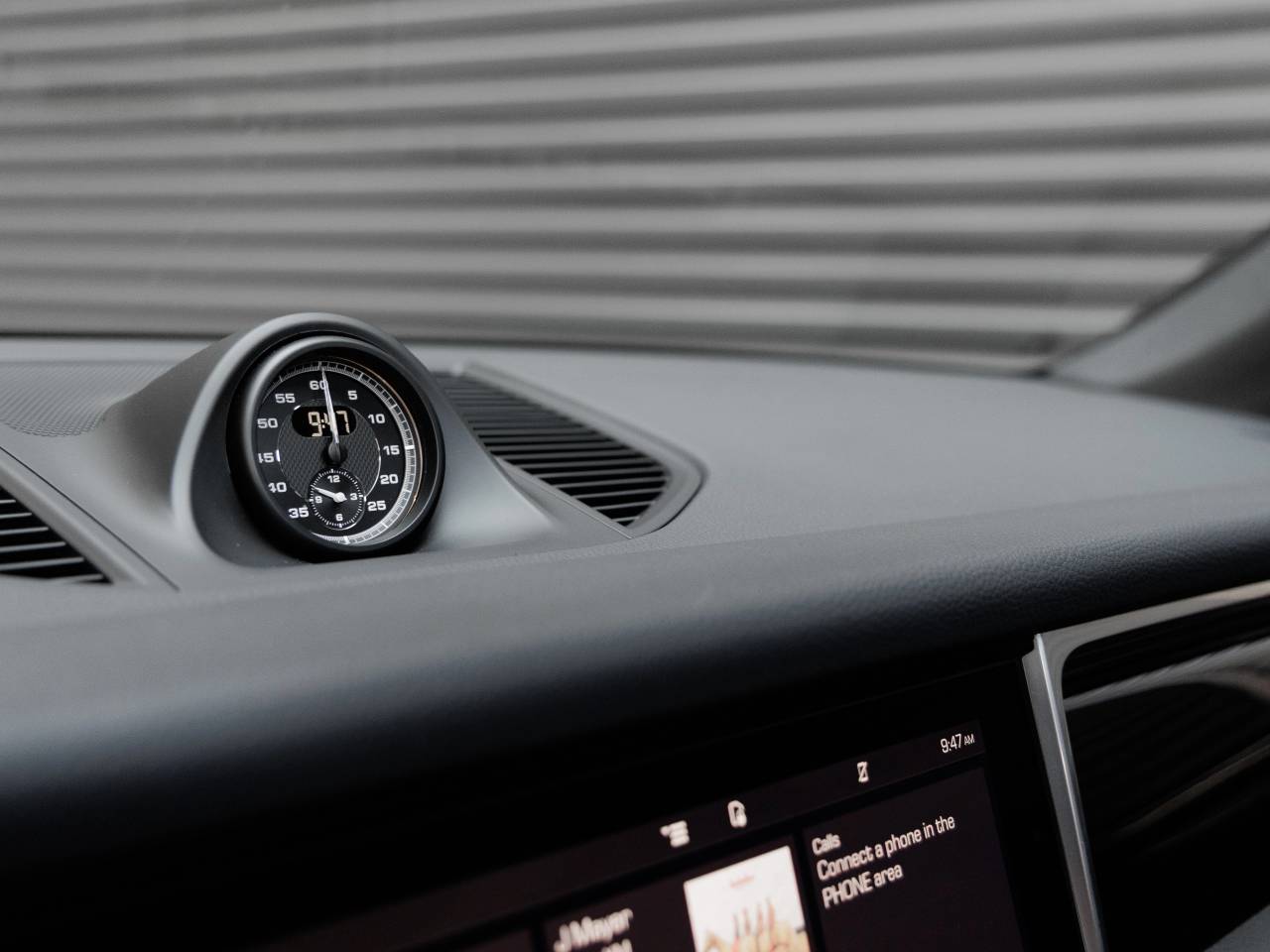 2025 Porsche Macan Macan S