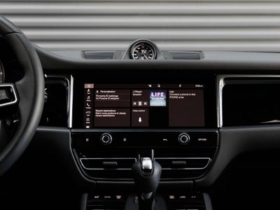 2025 Porsche Macan Macan S