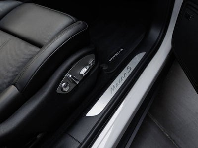 2025 Porsche Macan Macan S
