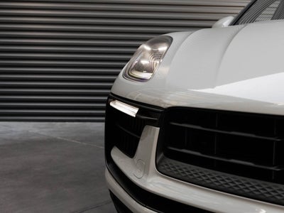 2025 Porsche Macan Macan S