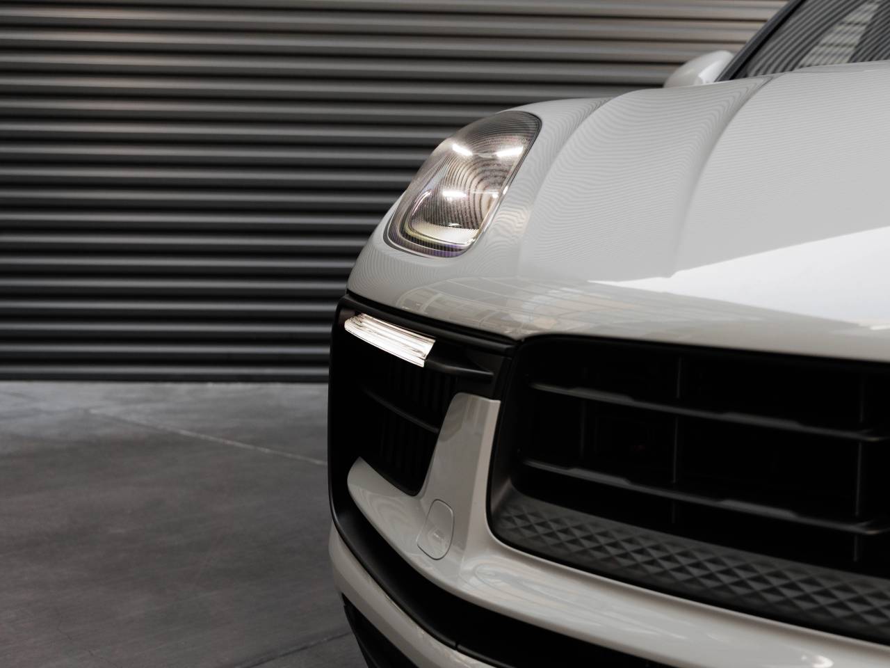 2025 Porsche Macan Macan S