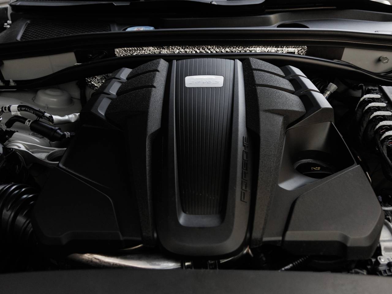 2025 Porsche Macan Macan S