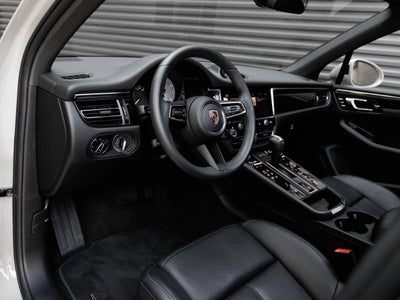 2025 Porsche Macan Macan S