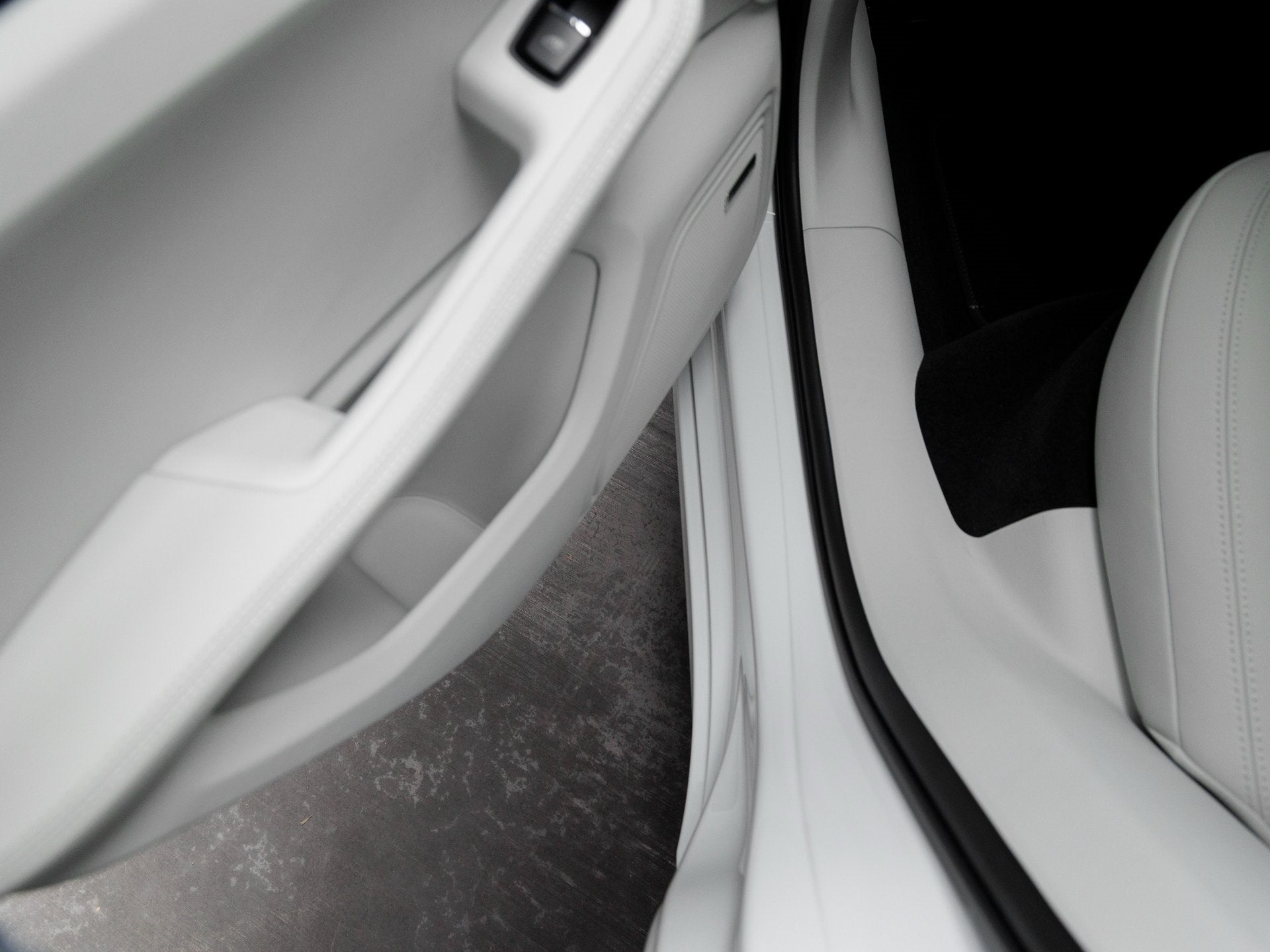 2026 Porsche Macan Macan S