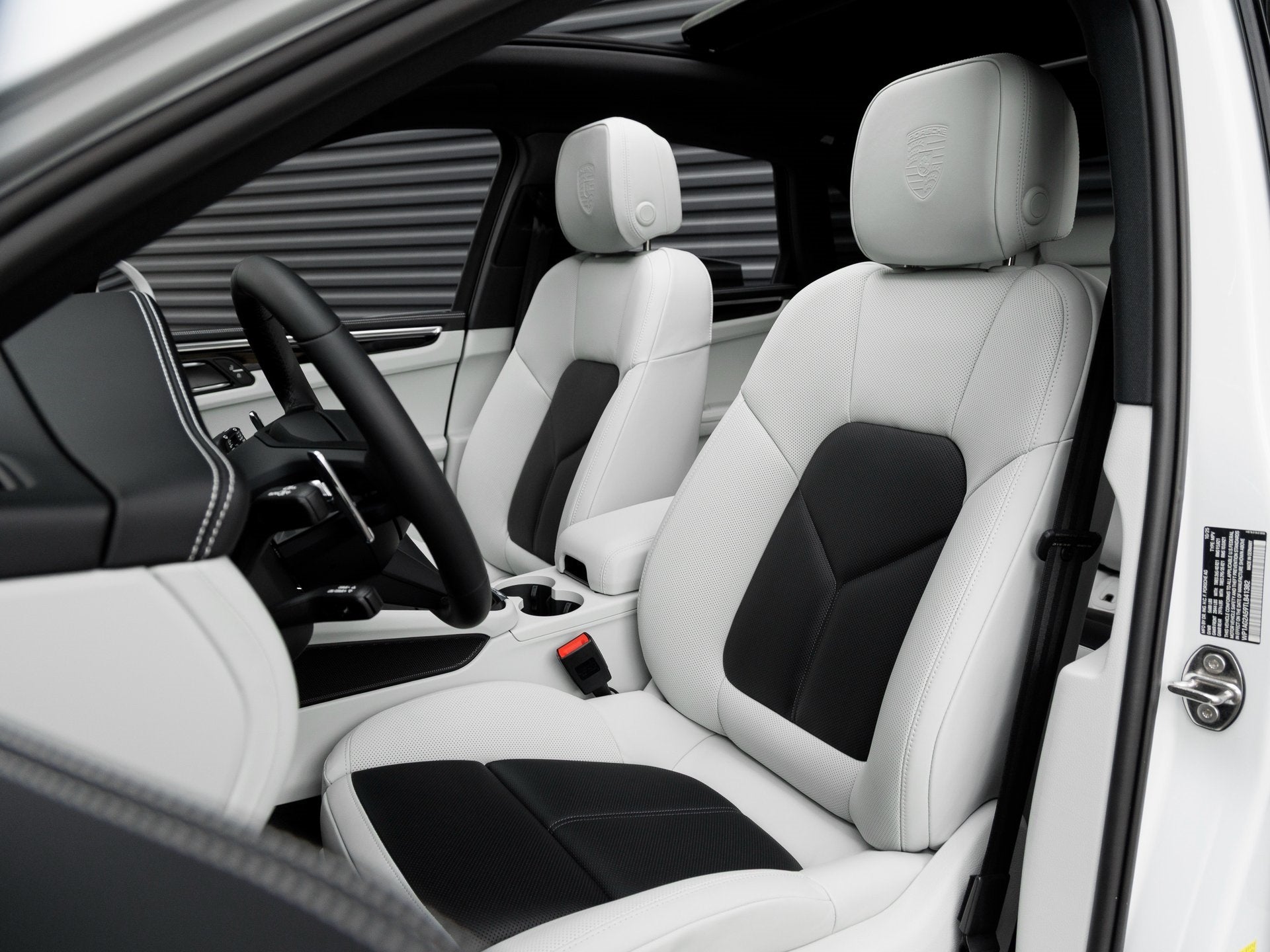 2026 Porsche Macan Macan S