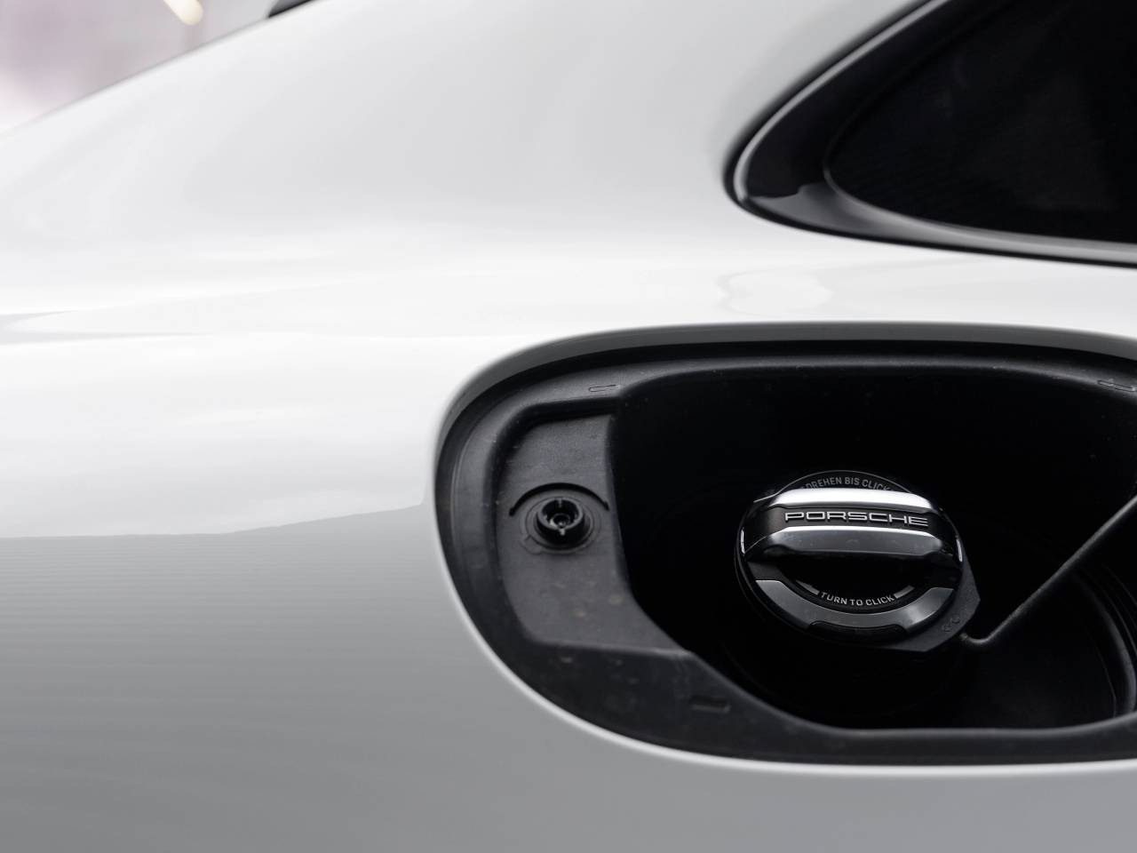 2026 Porsche Macan Macan S